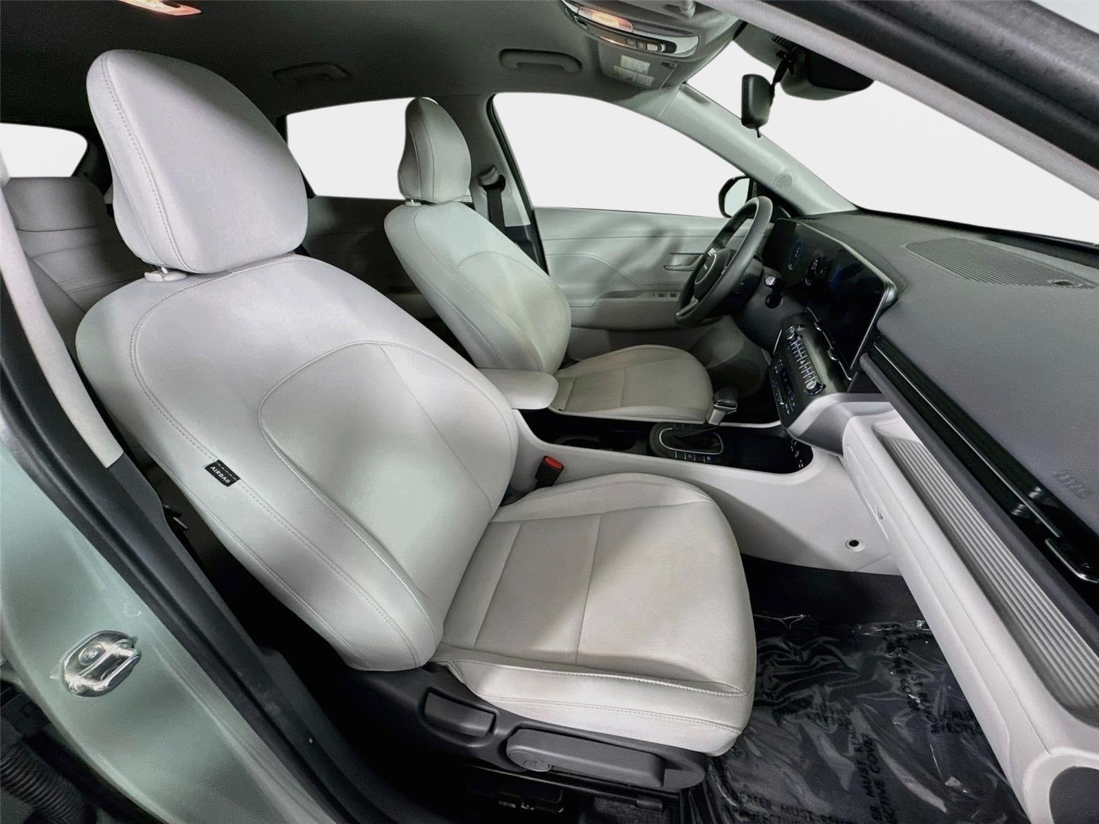 Certified 2024 Hyundai Kona SEL FWD image 25