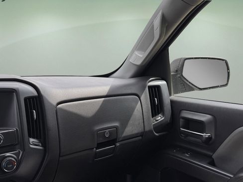 Used 2017 Chevrolet Silverado 1500 W/T w/ WT Convenience Package AWD/4WD image 14