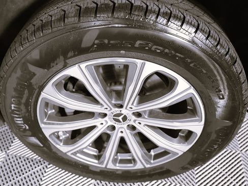 Used 2026 Mercedes-Benz GLC 300 4MATIC image 7