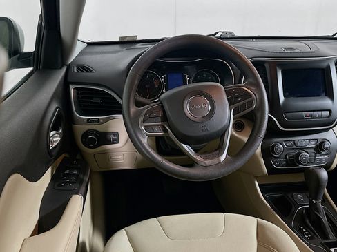 Used 2021 Jeep Cherokee Latitude image 17