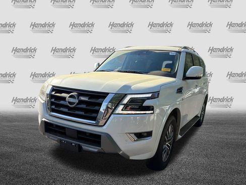 Used 2021 Nissan Armada SV w/ SV Appearance Package RWD image 6