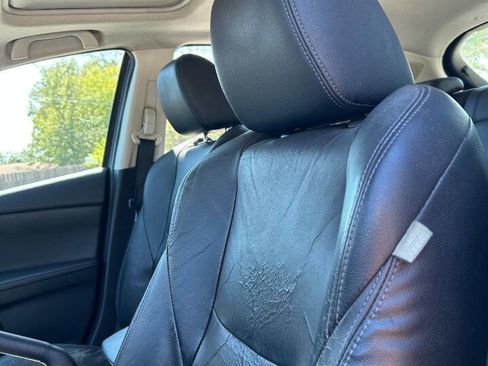 Used 2010 MAZDA MAZDA3 s Grand Touring image 24