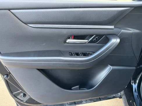 Used 2025 MAZDA CX-90 3.3 Turbo w/ Select Package image 17