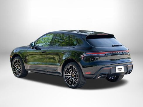 New 2026 Porsche Macan AWD/4WD image 4