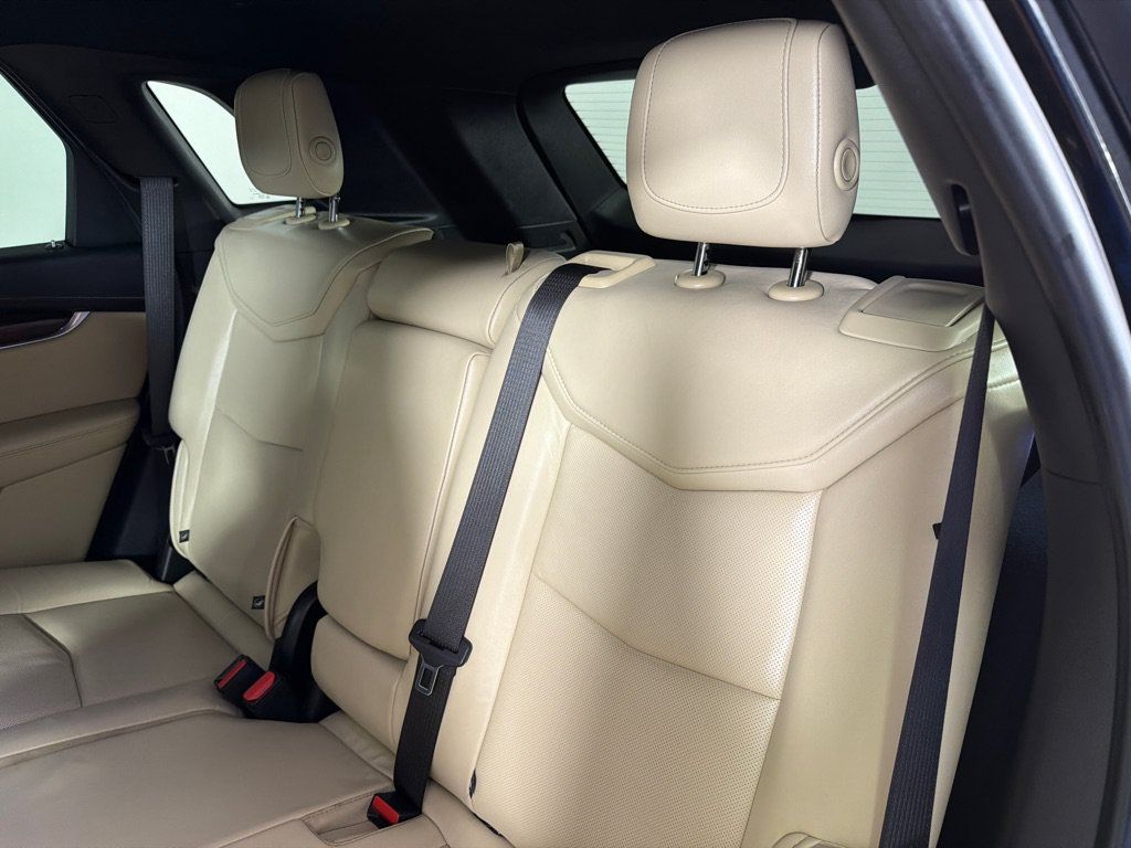 Used 2019 Cadillac XT5 Luxury AWD/4WD image 18