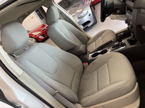 Used 2010 Ford Fusion SE FWD image 22