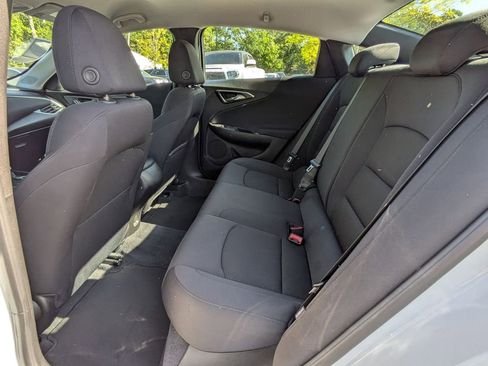 Used 2023 Chevrolet Malibu LS FWD image 12