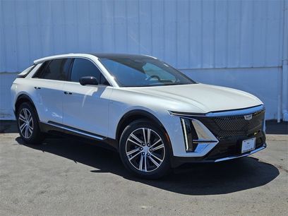 New 2025 Cadillac Lyriq Luxury