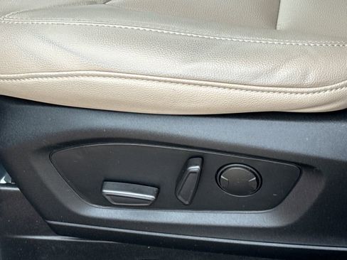 Certified 2020 Ford Explorer XLT w/ Equipment Group 202A image 24