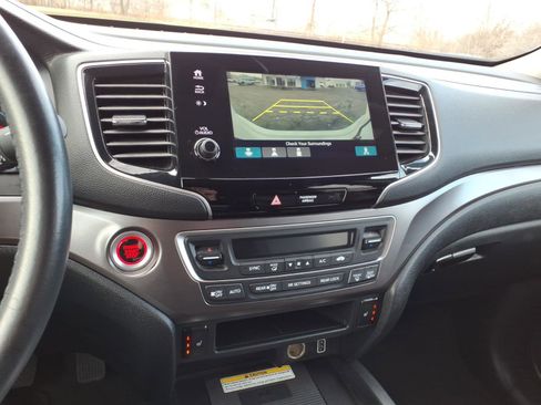 Certified 2022 Honda Pilot Special Edition image 19