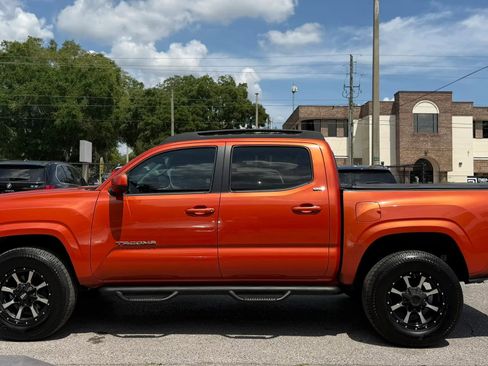 Used 2016 Toyota Tacoma SR5 w/ Towing Package RWD image 8