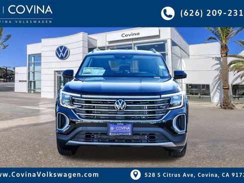 New 2026 Volkswagen Atlas SE FWD image 2