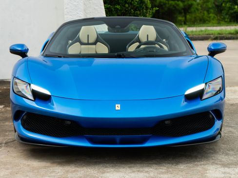 Used 2023 Ferrari 296 GTS RWD image 16