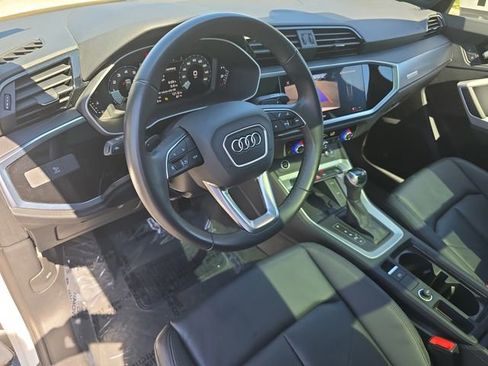 Used 2024 Audi Q3 2.0T Premium image 17