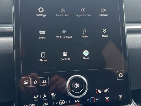 Used 2025 GMC Terrain Elevation image 24