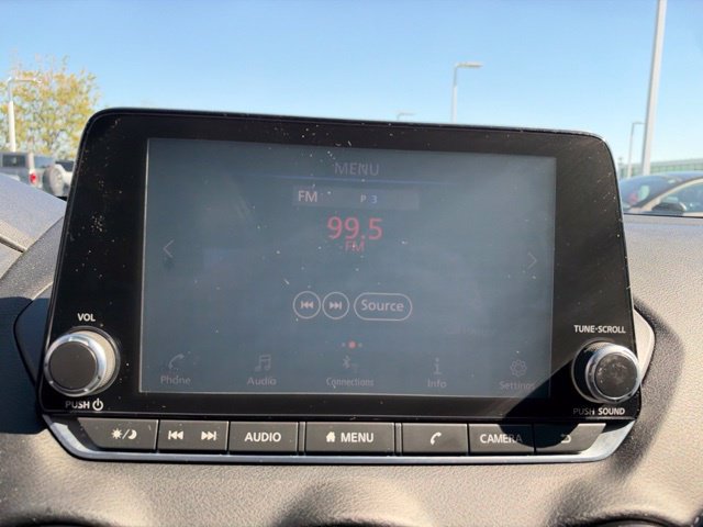 Used 2020 Nissan Sentra SV FWD image 17