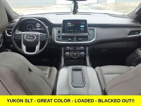 Used 2023 GMC Yukon SLT w/ SLT Premium Package image 13