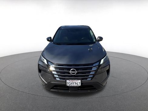 Used 2025 Nissan Rogue SV FWD image 4