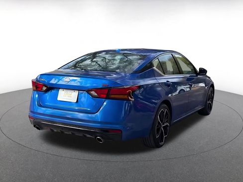 Used 2025 Nissan Altima 2.5 SR image 15