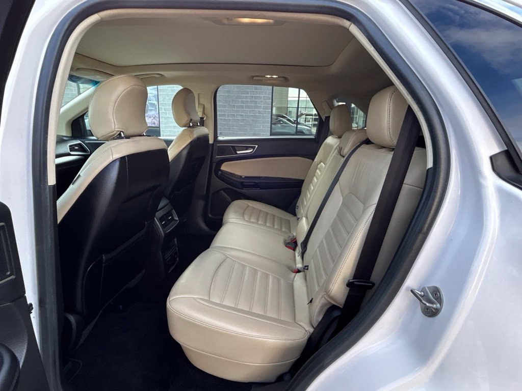 Used 2015 Ford Edge SEL w/ Equipment Group 201A AWD/4WD image 54