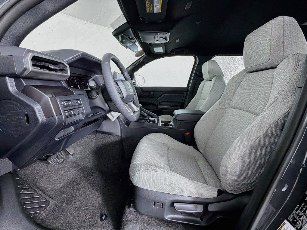 New 2026 Toyota 4Runner SR5 AWD/4WD image 11
