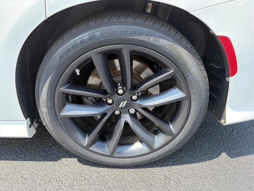 Used 2022 Dodge Charger R/T w/ Plus Group RWD image 33