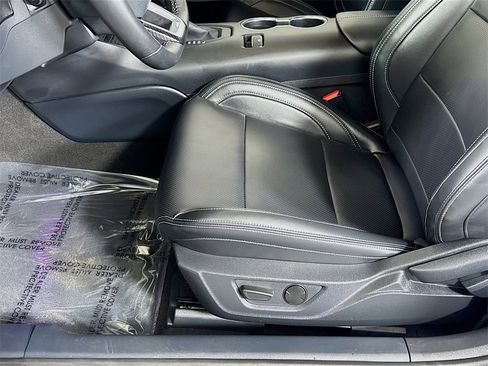Used 2024 Ford Mustang Premium image 20