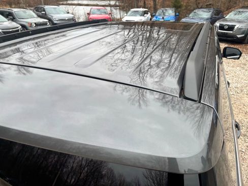 Used 2021 Ford Expedition XLT image 29