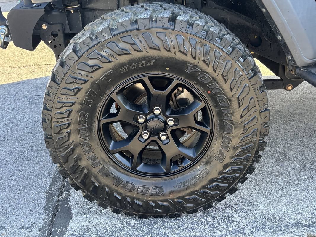 Used 2020 Jeep Wrangler Sport AWD/4WD image 21