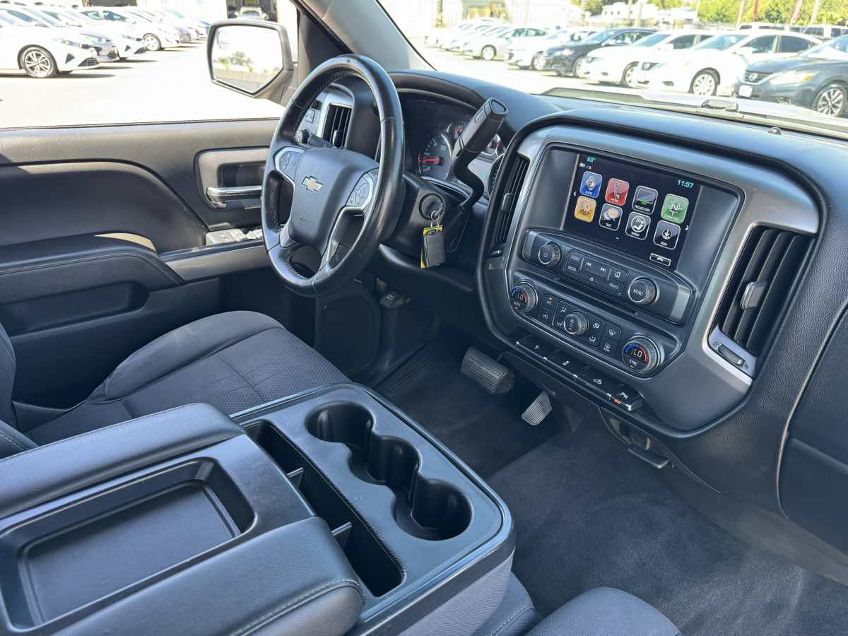 Used 2018 Chevrolet Silverado 1500 LT w/ All Star Edition AWD/4WD image 15