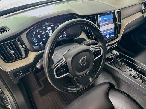 Used 2018 Volvo XC60 T5 Inscription w/ Convenience Package AWD/4WD image 23