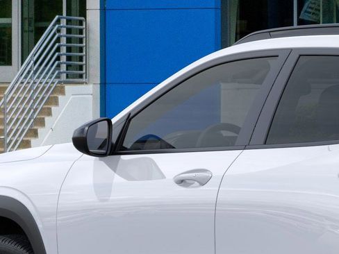 New 2026 Chevrolet Trax RS image 12