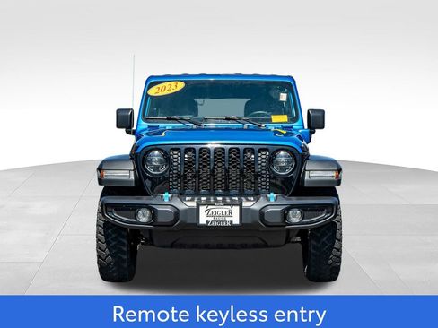 Used 2023 Jeep Wrangler Unlimited w/ Cold Weather Group AWD/4WD image 2