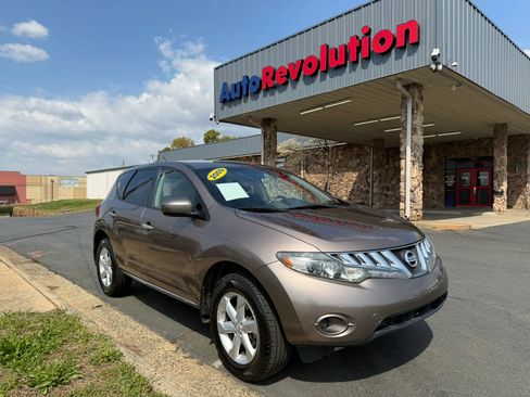 Used 2009 Nissan Murano S image 1