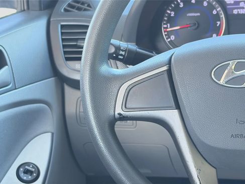 Used 2016 Hyundai Accent SE FWD image 27