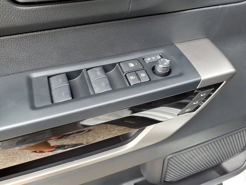 Used 2026 Toyota Sequoia Limited image 11