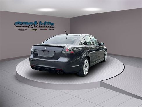 Used 2009 Pontiac G8 GT w/ Premium Package image 4