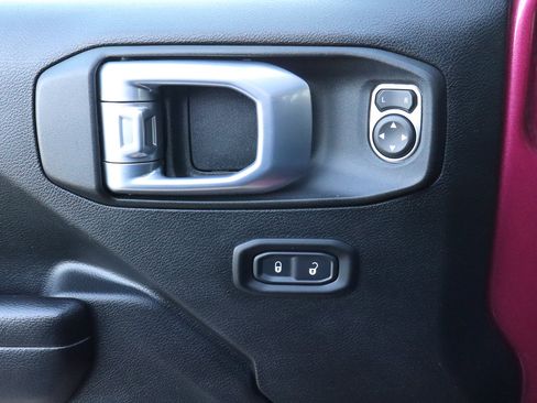 Used 2021 Jeep Wrangler Unlimited Sport S image 15