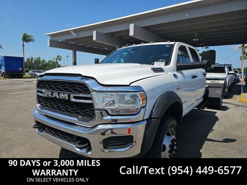 Used 2021 RAM 5500 Tradesman w/ Chrome Appearance Group image 1
