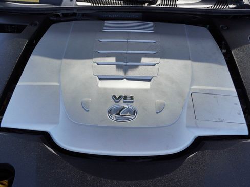 Used 2017 Lexus LS 460 w/ Comfort Package image 36