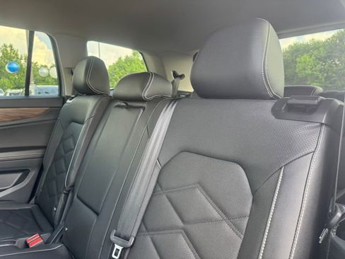 Certified 2026 Volkswagen Atlas SE FWD image 27