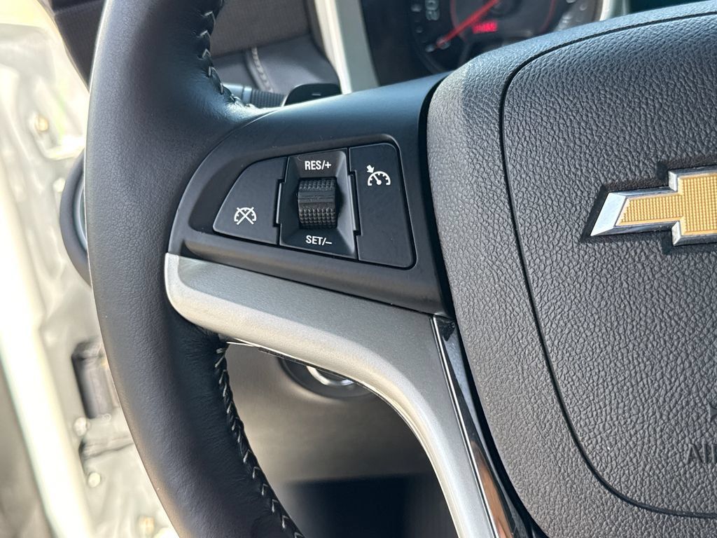 Used 2014 Chevrolet Camaro LT RWD image 15