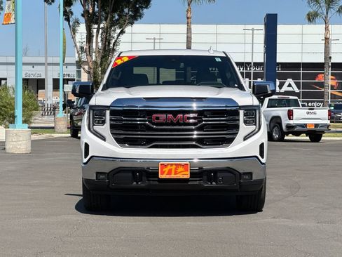 Used 2023 GMC Sierra 1500 SLT w/ SLT Premium Package AWD/4WD image 8