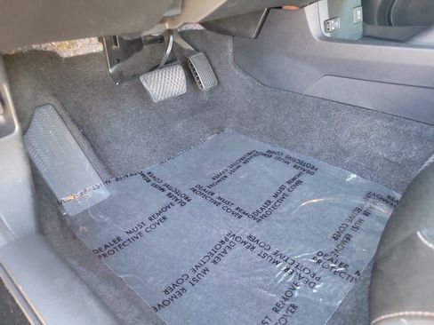 Used 2020 Honda Civic EX image 16