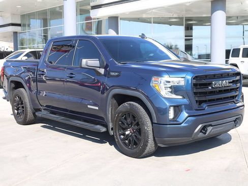 Used 2020 GMC Sierra 1500 Elevation w/ Elevation Value Package AWD/4WD image 8