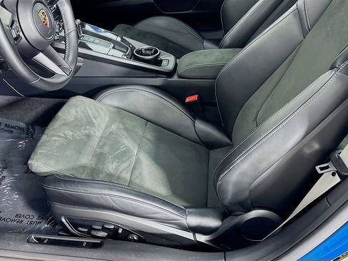 Used 2023 Porsche 911 Carrera 4 GTS image 21