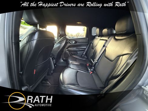 Used 2023 Jeep Compass Trailhawk image 17