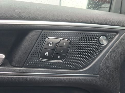 Used 2020 Ford Edge Titanium w/ Equipment Group 301A image 21