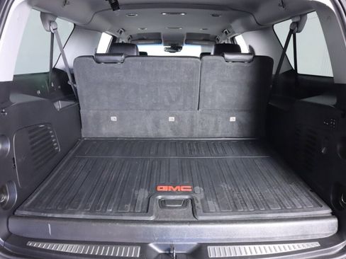 Used 2019 GMC Yukon XL SLT image 37