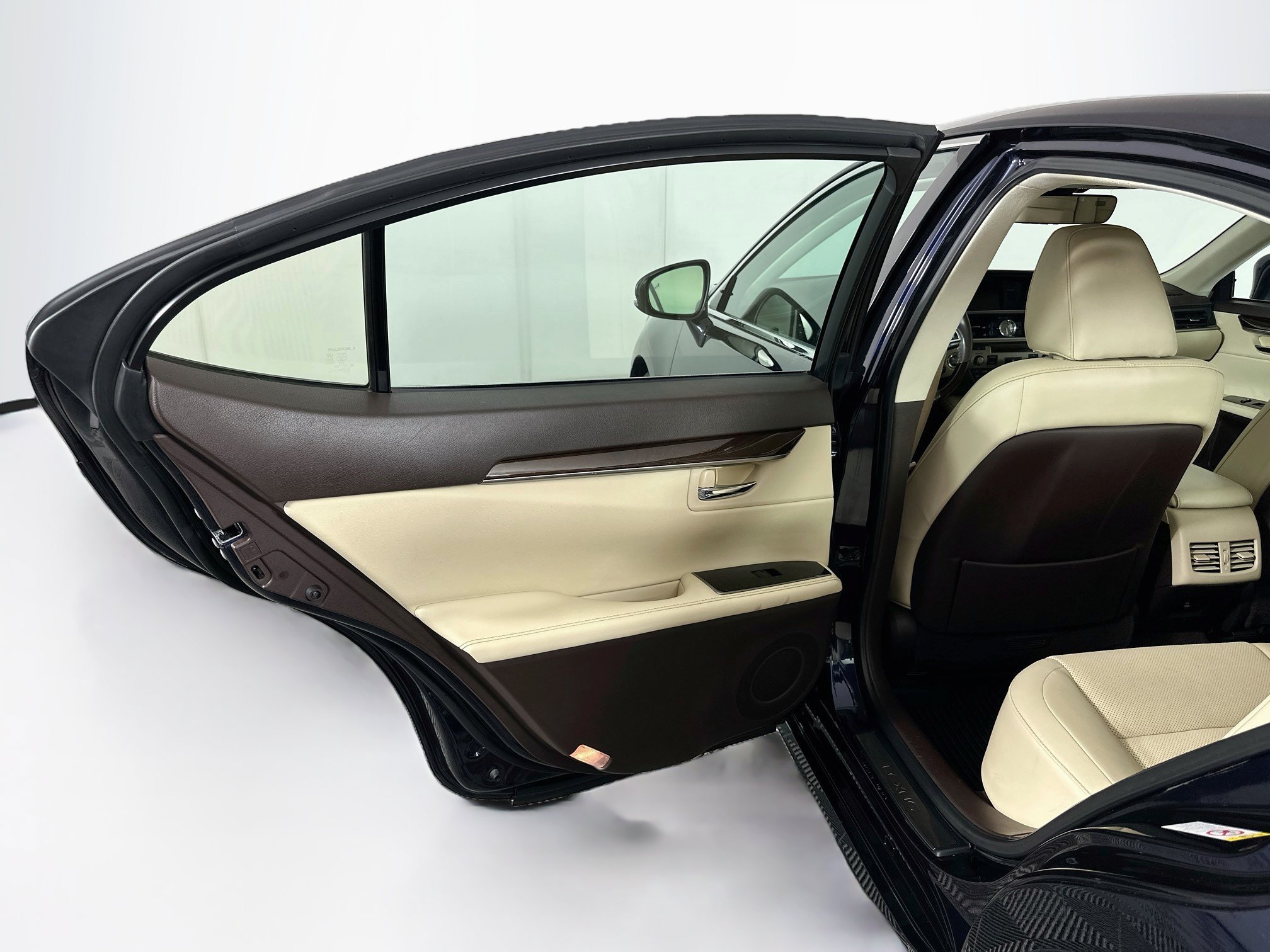 Used 2018 Lexus ES 350 w/ Premier Package FWD image 26